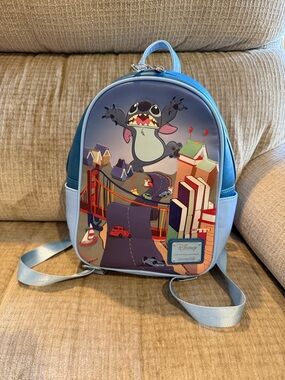 Disney lounge fly Stitch badness level - Blue and White gently used APX 8 x 10